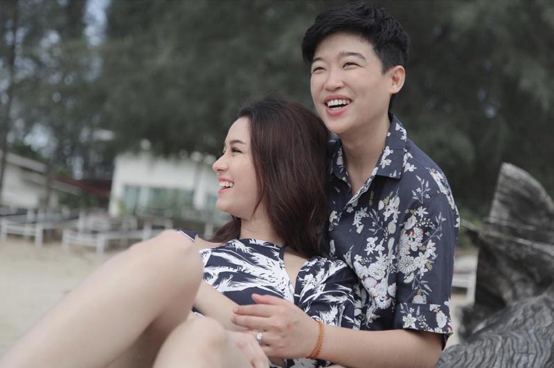 โม อมีนา