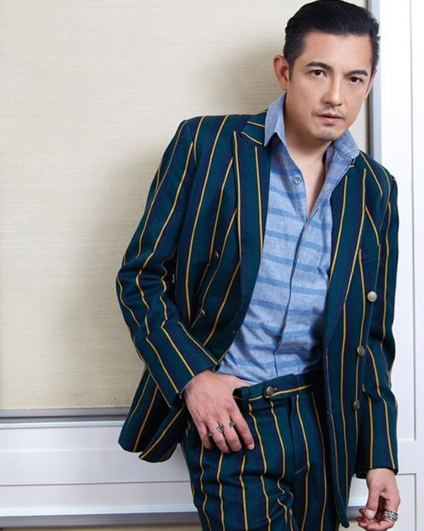 นิโคล ศรราม