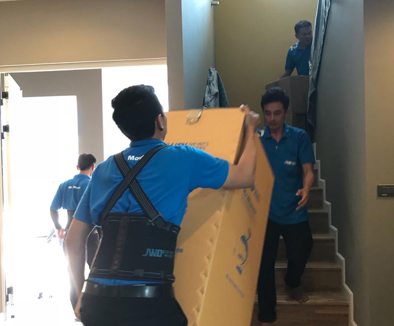 หมอโอ๊ค โอปอล์ อุ้ม น้องอลิน น้องอลัน ย้ายบ้านใหม่