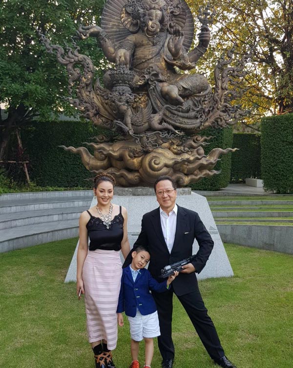 ตั๊ก บงกช