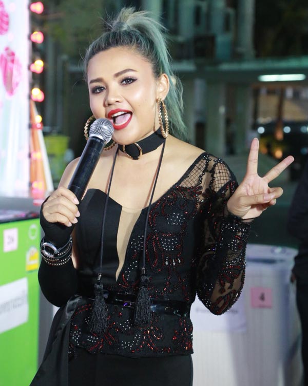 ตั๊กแตน ชลดา เพชร สหรัตน์