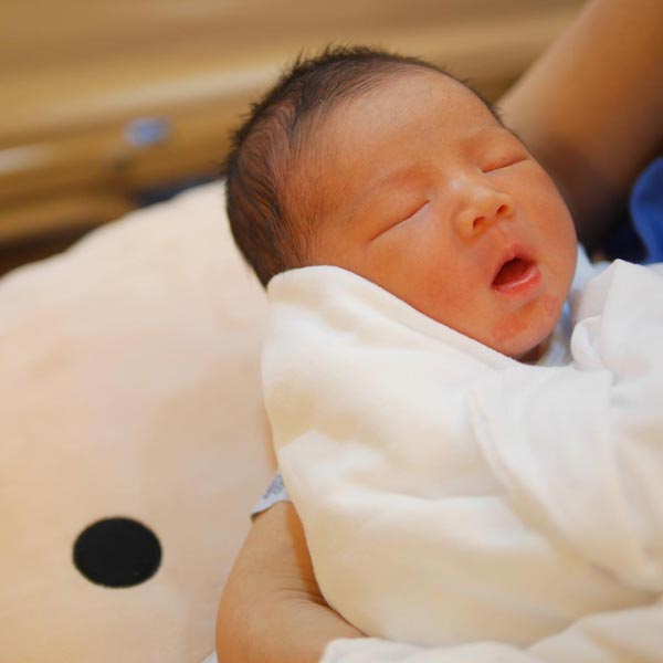 ซี ฉัตรปวีณ์ คลอดลูกคนที่ 2