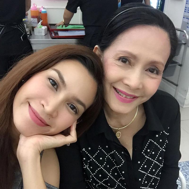 อรัญญา นามวงศ์