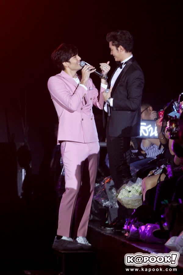 บอม ธนิน