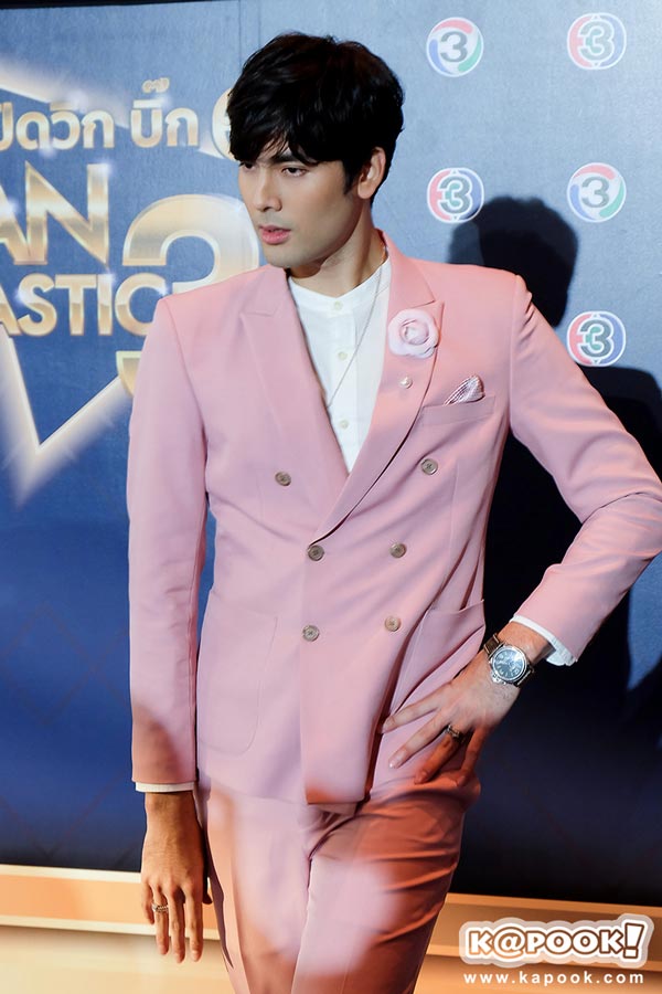 บอม ธนิน