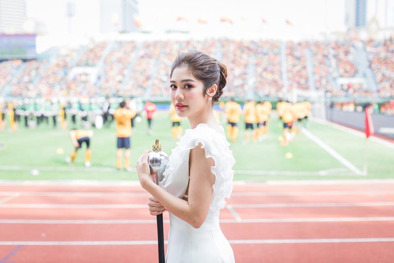 โอบ มะปราง