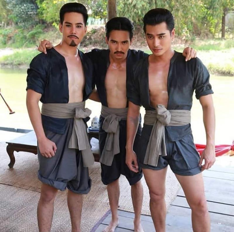 โป๊ป ธนวรรธน์ บุพเพสันนิวาส