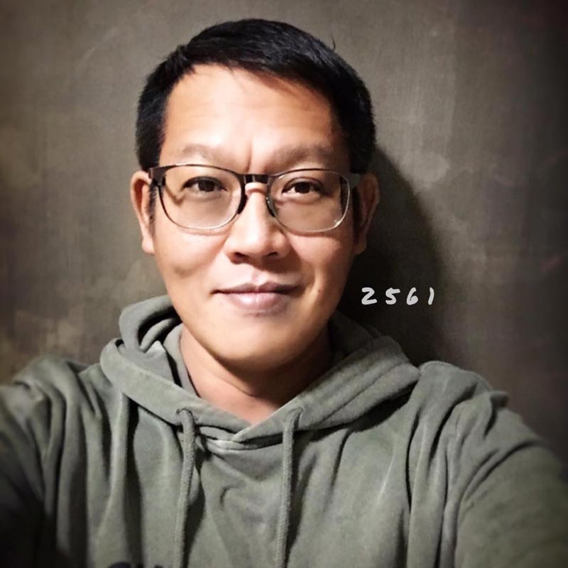 สุเมธ องอาจ