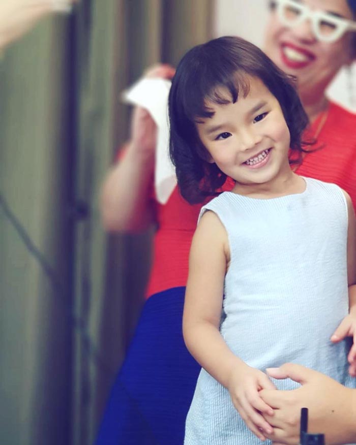 แอฟ ทักษอร น้องปีใหม่ ถ่ายแบบ นิตยสารแพรว