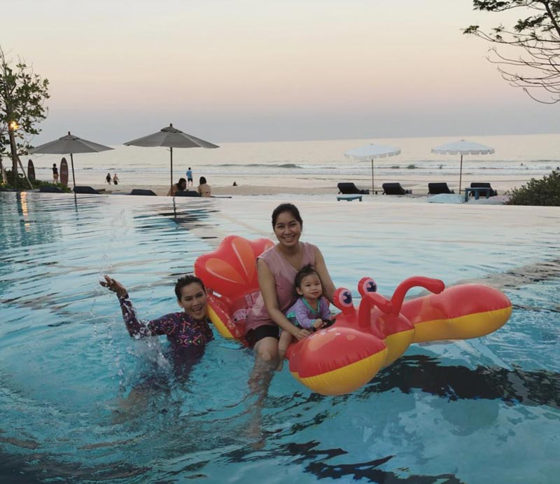 หนูเล็ก ก่อนบ่าย ชุดว่ายน้ำ