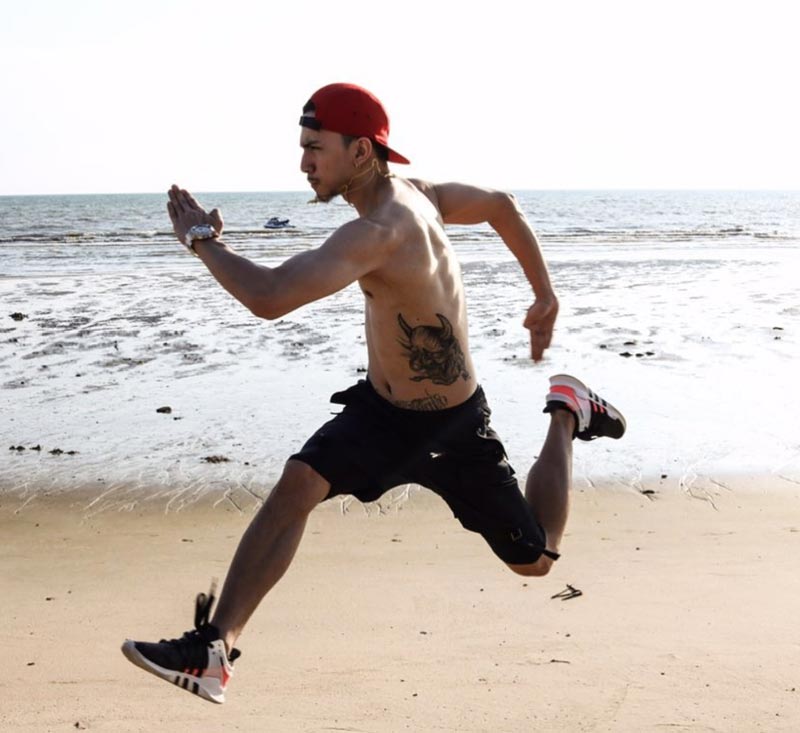 โฟร์ ธามไท