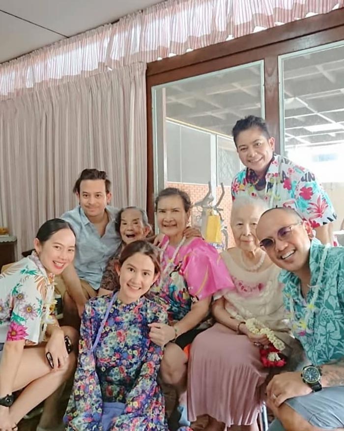 มารศรี อิศรางกูร