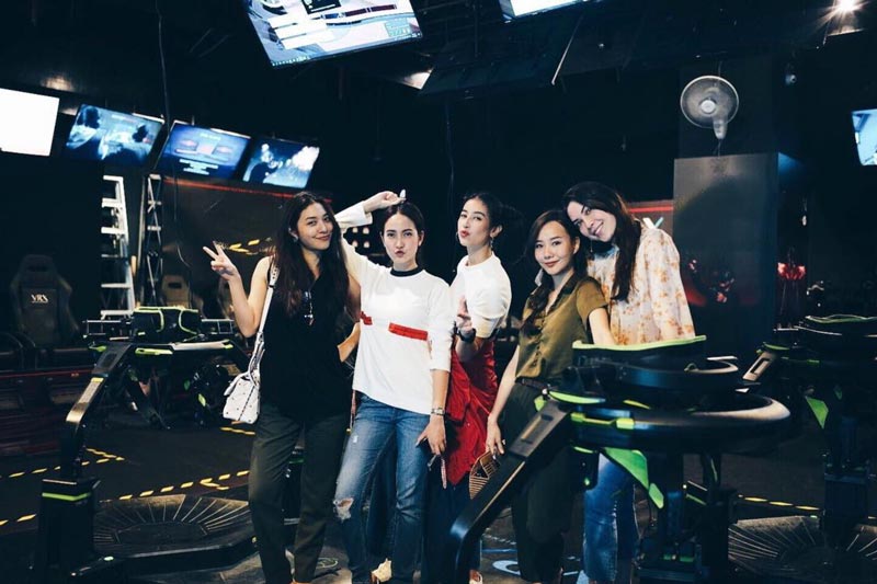 แก๊งเฟอร์บี้ VS แก๊งญาติมิตร