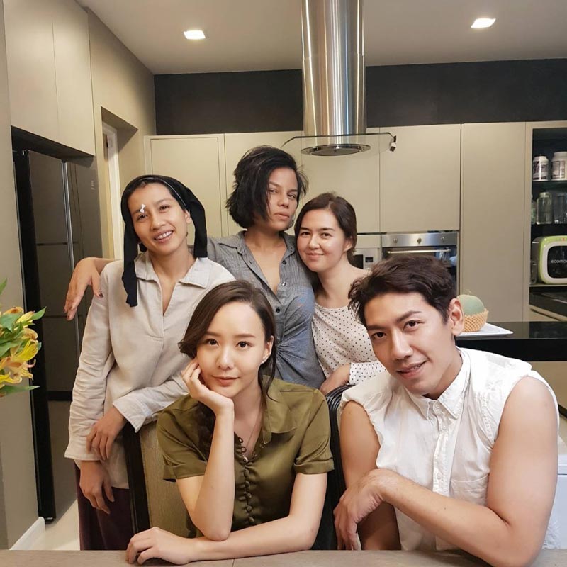 แก๊งเฟอร์บี้ VS แก๊งญาติมิตร