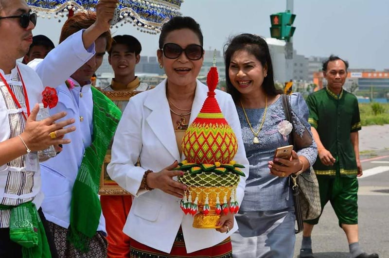 ศิริพร อำไพพงษ์