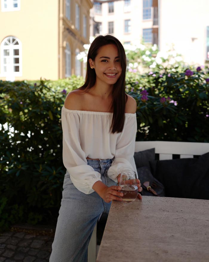 ญาญ่า อุรัสยา