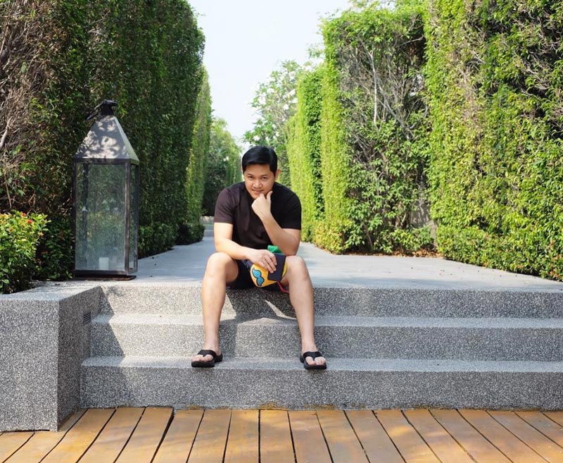 ป๊อป นิธิ