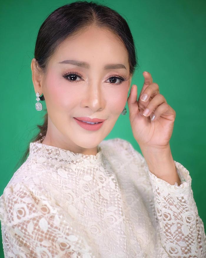 จุ๊บแจง วิมลพันธ์