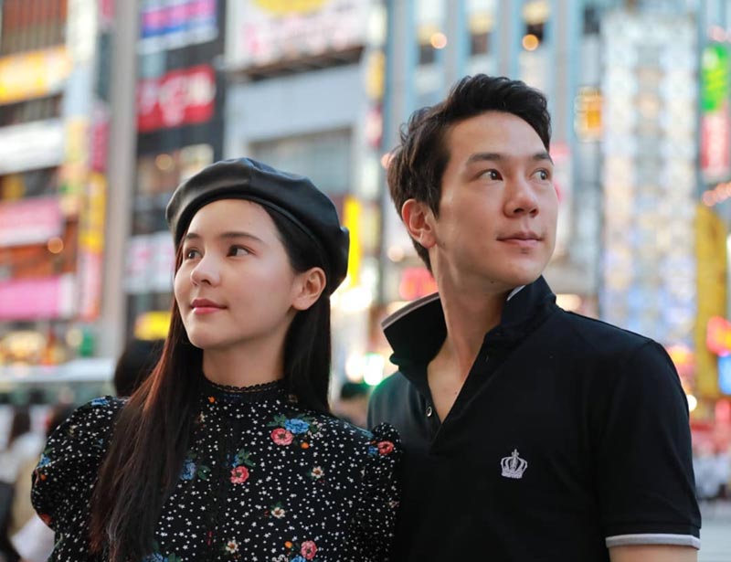 ออม แอมป์