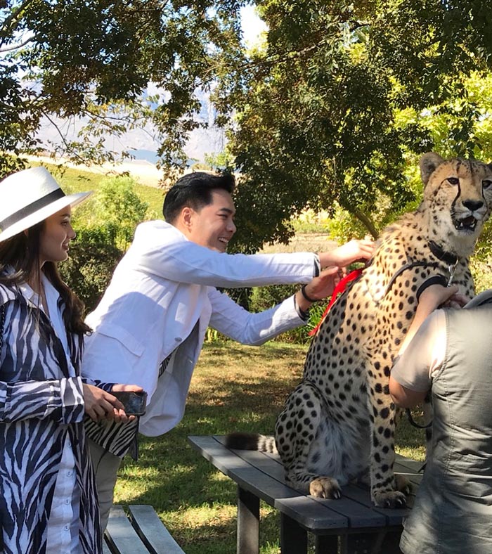 เคลลี่ ธนะพัฒน์ แต่งงาน นาย ชนุชตรา