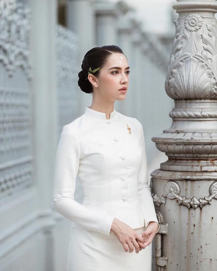 ซาร่า เล็กจ์ เอ็ม สืบสกุล