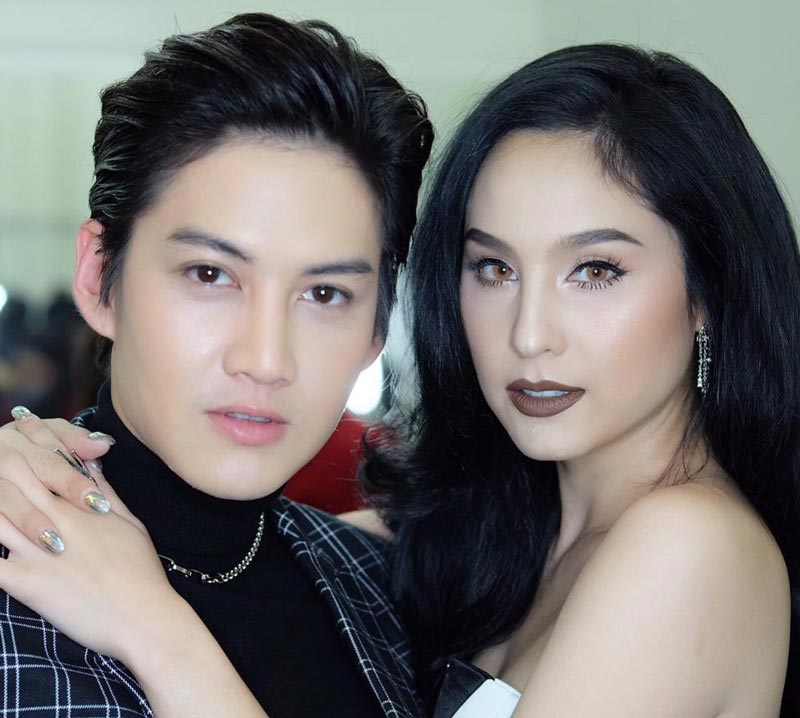 กอล์ฟ ขวัญ