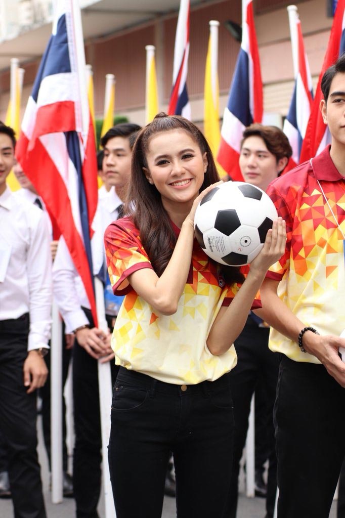 งานฟุตบอลธรรมศาสตร์ จุฬาฯ