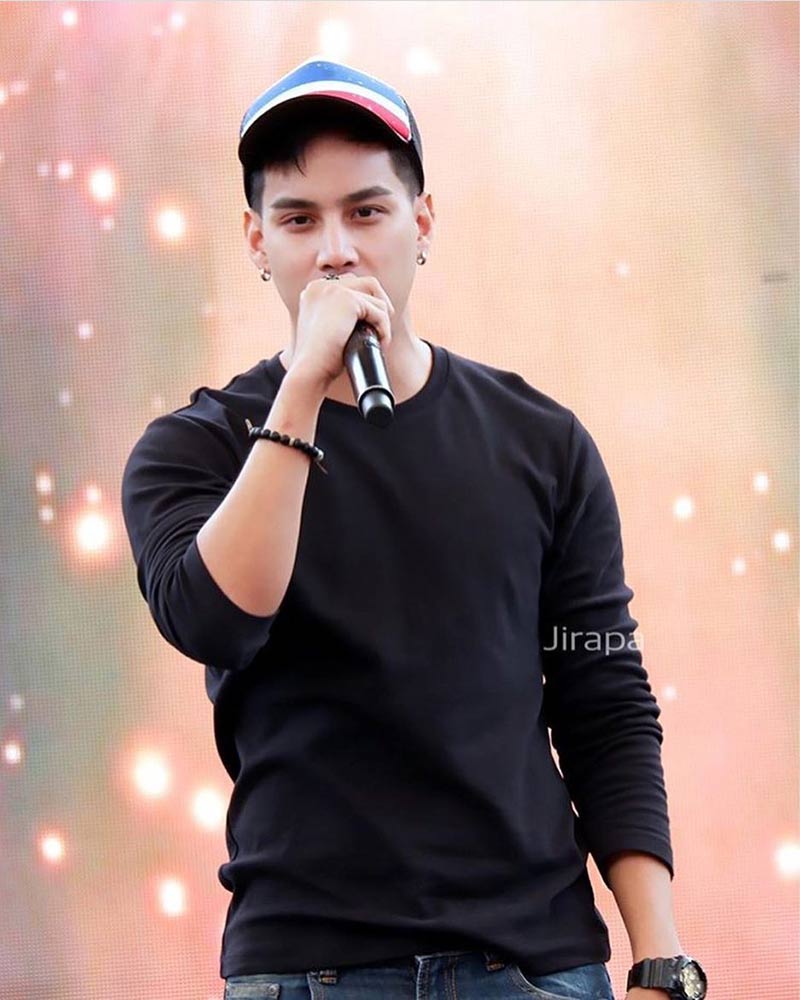 เอิร์ธ วิศววิท 