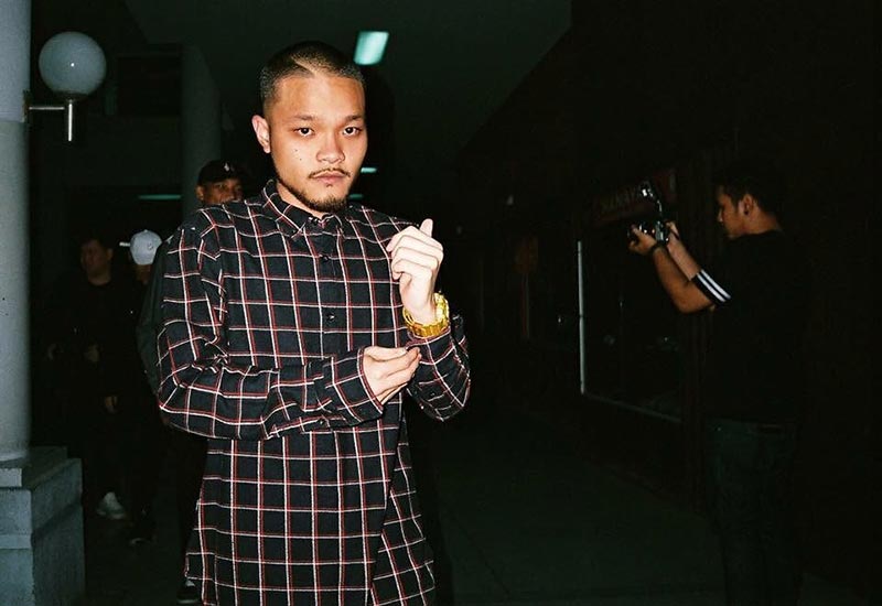 มิกซ์ เพทาย