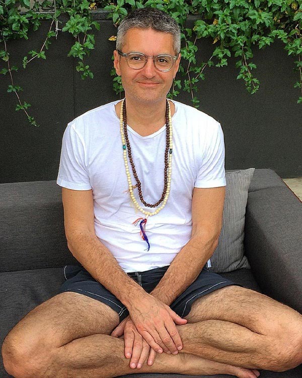 เจมส์ พาลัมโบ