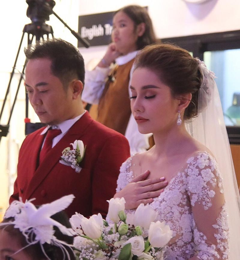 อี๊ด โปงลางสะออน แต่งงาน