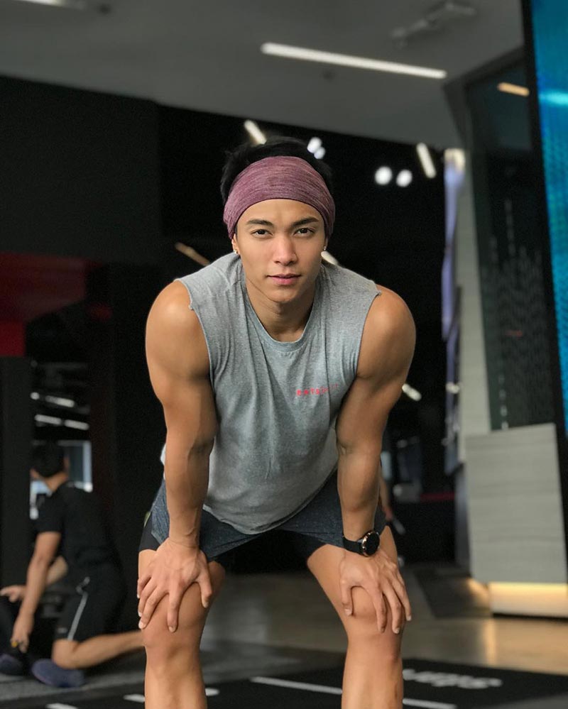 มิกกี้ The Face Men