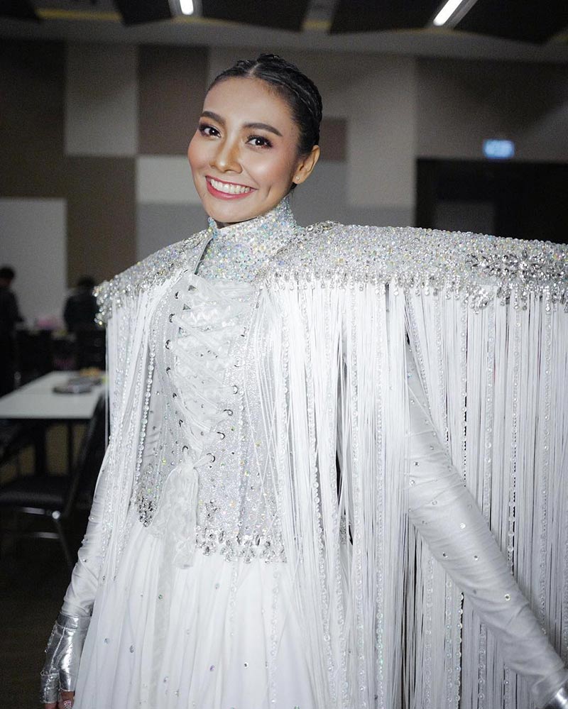 แก้ม วิชญาณี