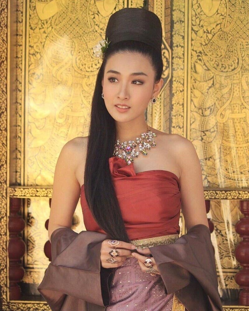 กระติ๊บ ชวัลกร