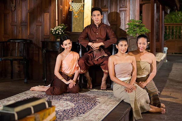 หยา จรรยา บุพเพสันนิวาส