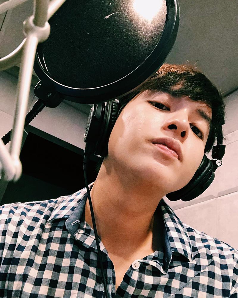 เจมส์ จิรายุ