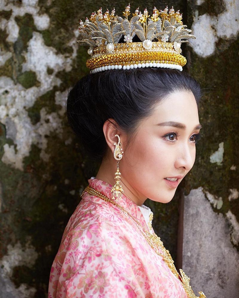 กระติ๊บ ชวัลกร