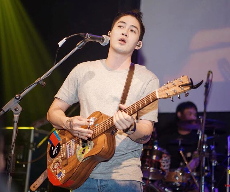 แม็กซ์ เจนมานะ