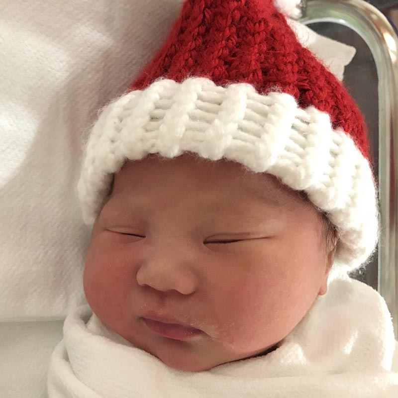 เอ็ม บุษราคัม คลอดลูก