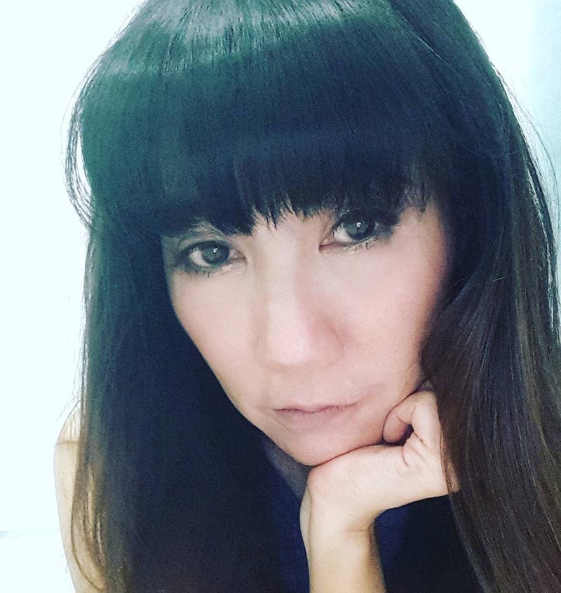 แก้ว อภิรดี