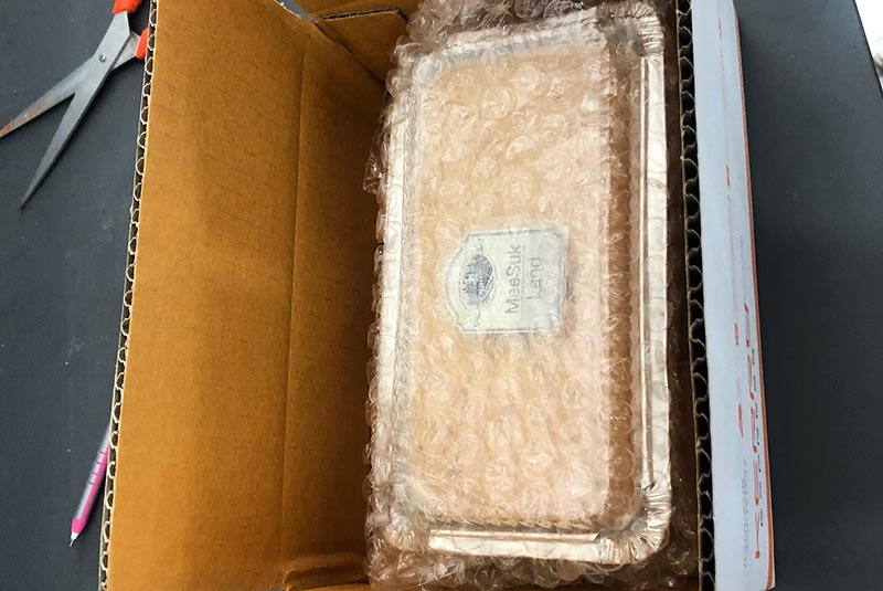 ไก่ มีสุข