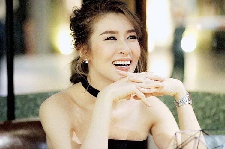 เชียร์ ฑิฆัมพร