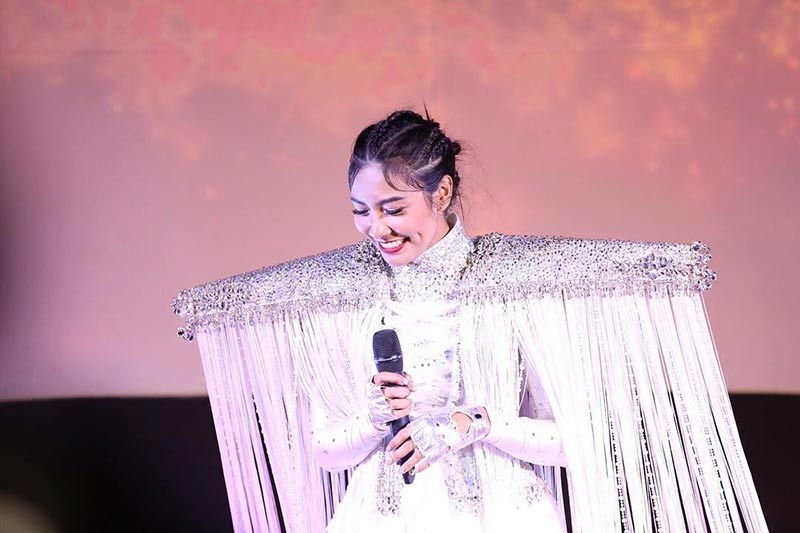 แก้ม วิชญาณี