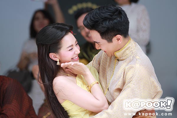 โป๊ป เบลล่า รำแก้บน บุพเพสันนิวาส