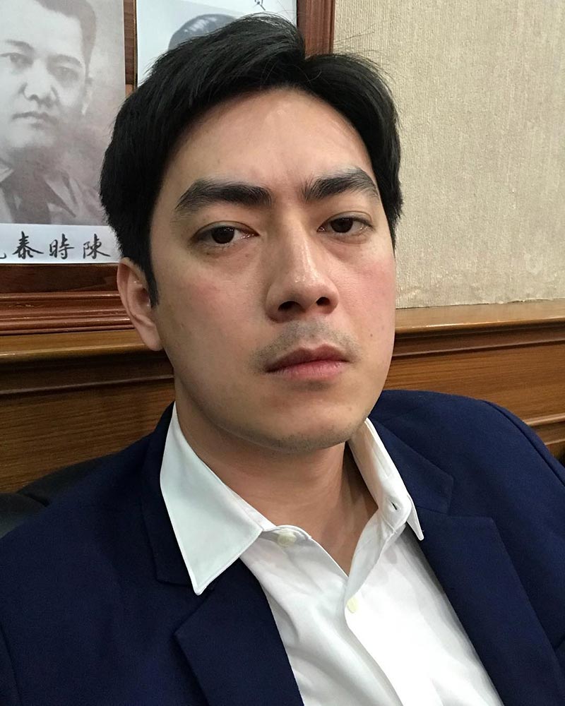 ฟิล์ม รัฐภูมิ