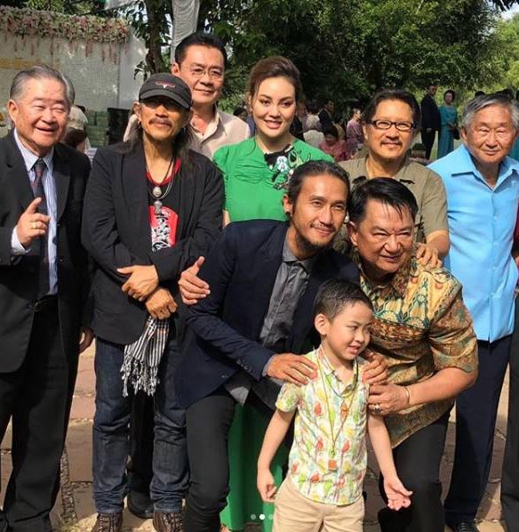 ตูน บอดี้สแลม ตั๊ก บงกช แอ๊ด คาราบาว