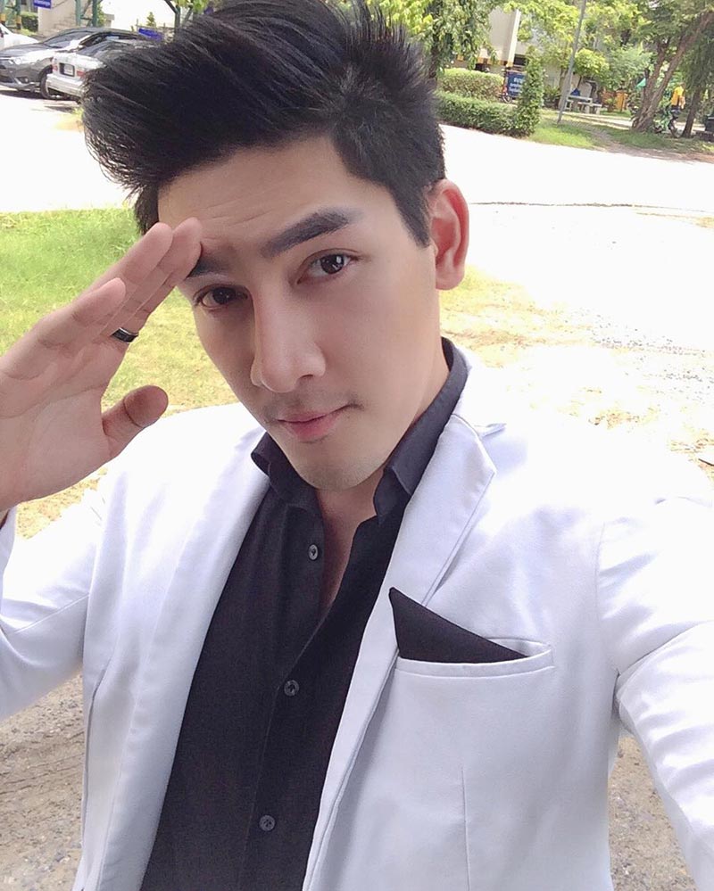 สิงโต เดอะสตาร์