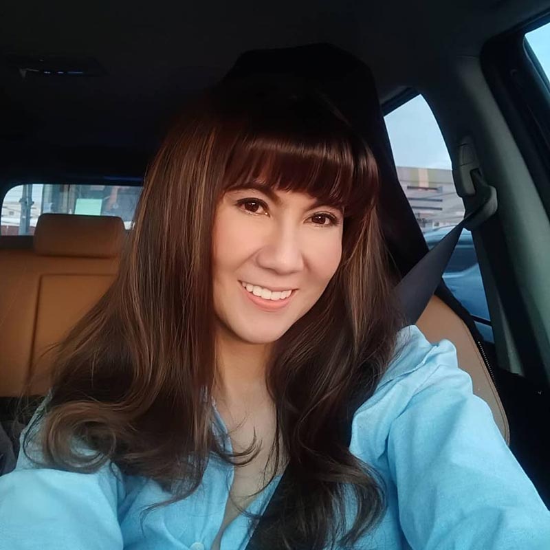 แก้ว อภิรดี