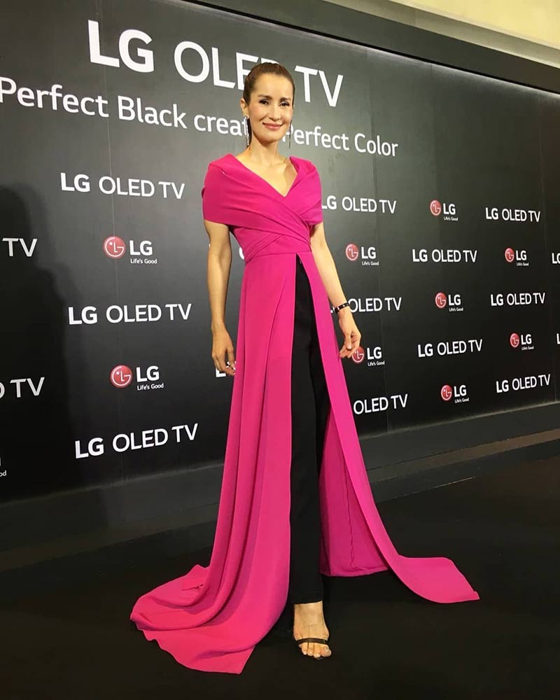 แอน ทองประสม