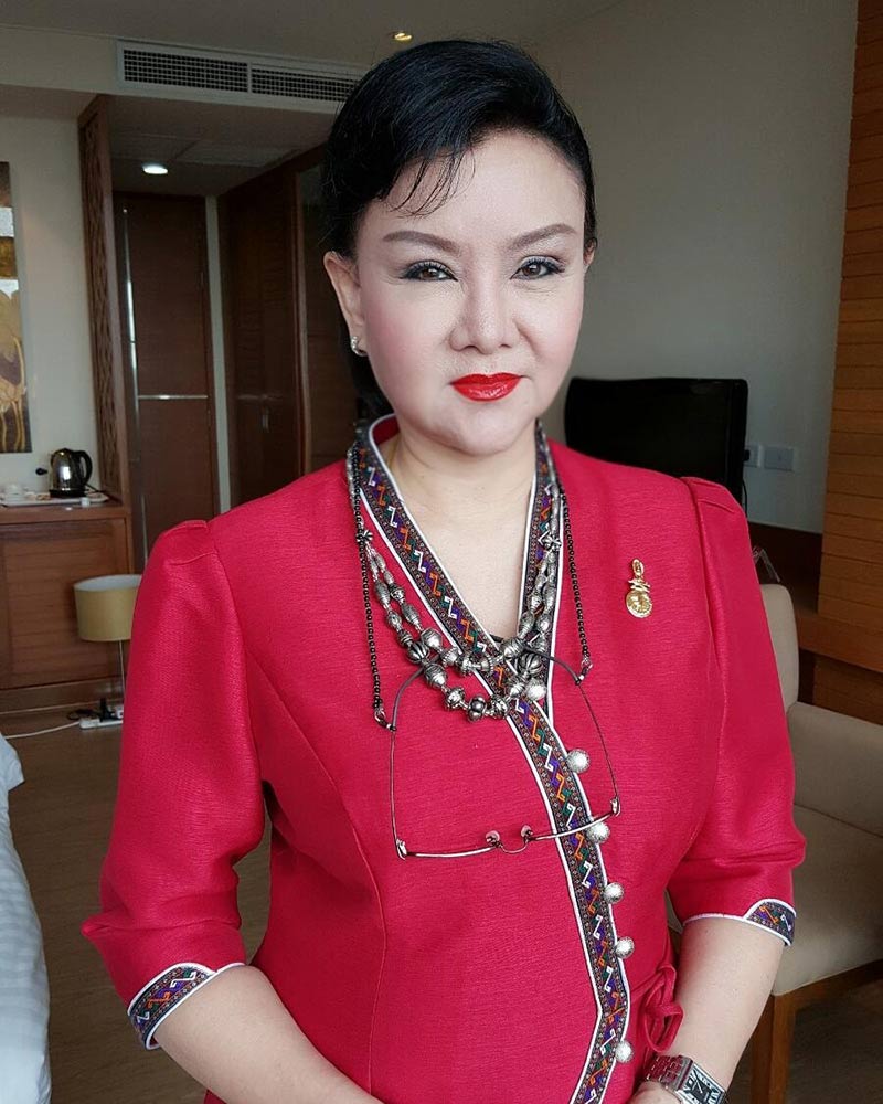 บานเย็น รากแก่น